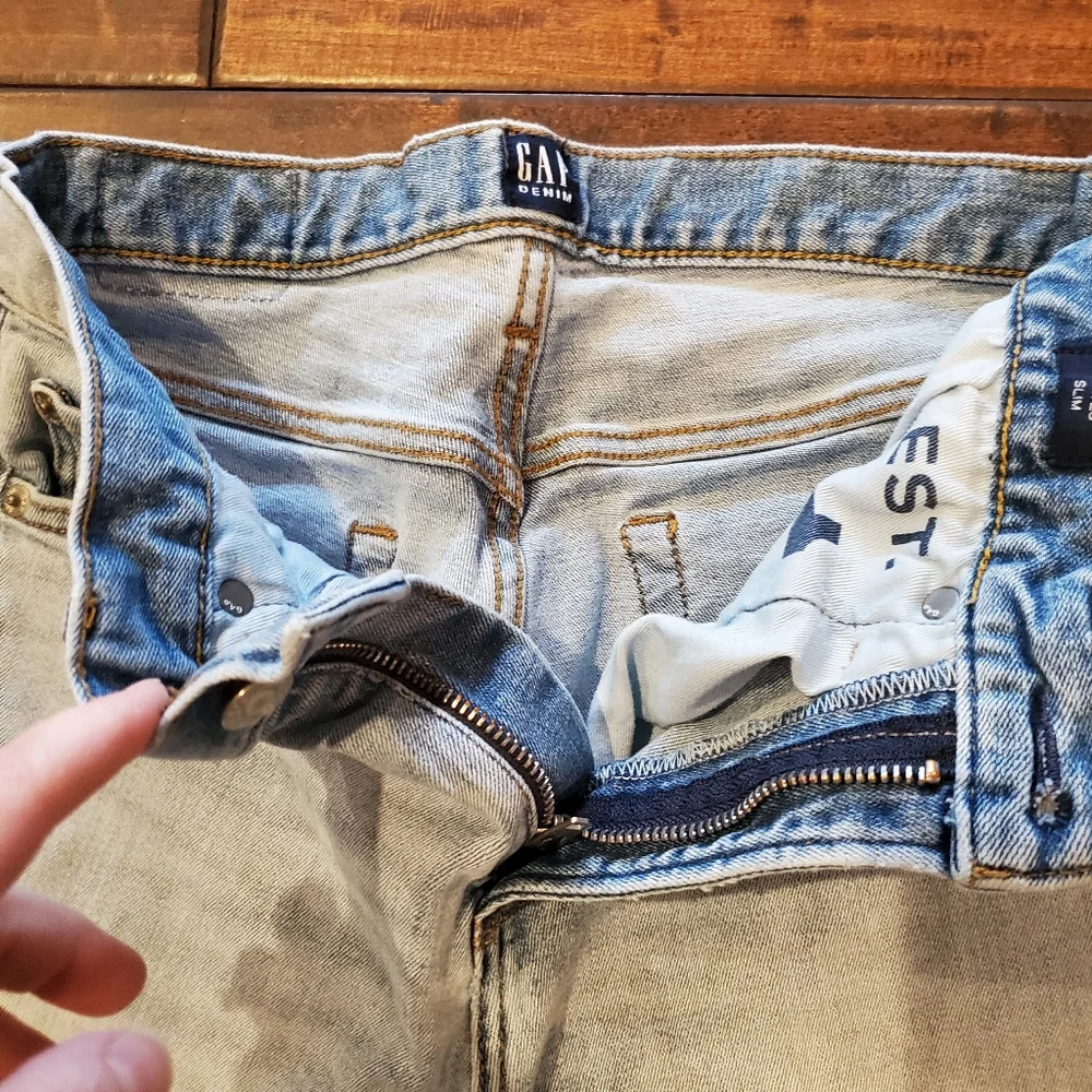 EUC Gap Light-wash jeans sz 28 x 28 - Picture 4 of 4